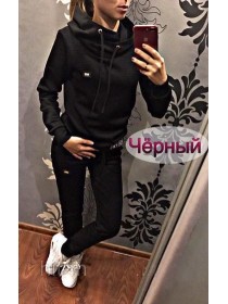 Женский спортивный костюм из стеганного трикотажа  