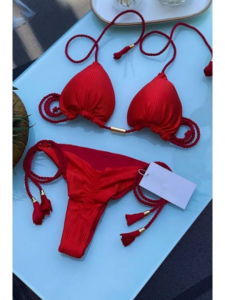 Красный купальник-шторки на завязках со сборкой