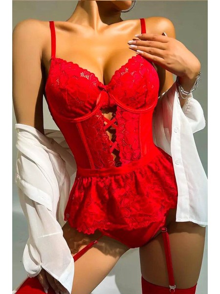 Красный женский сексуальный боди из сетки и гипюром